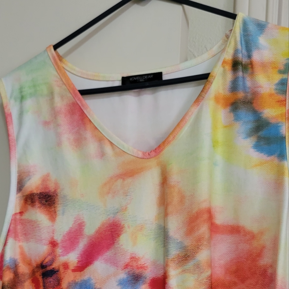 Plus Size Top - Picture 1 of 2